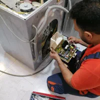 تعمیر انواع لباسشویی و ظرفشویی ایرانی و خارجی|ماشین لباسشویی و خشک‌کن لباس|صدرا-فارس, فاز ۲|دیوار