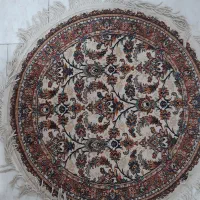 فرش گرد و بیضی