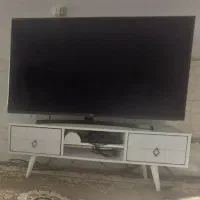 کناره فرش وزیرتلوزیون