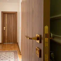 نصب و فروش درب چوبی ،ضدسرقت ،برش کاری جزعی،جوشکاری|خدمات پیشه و مهارت|شاهین‌شهر, گرگاب|دیوار