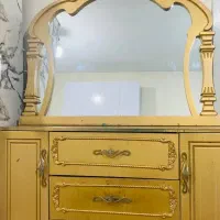 کنسول و آیینه