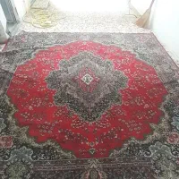 یه عدد فرش نه متری