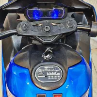 ماشین شارژی موتورشارژی جدیداسپرت لاستیک چراغ دار|اسباب‌‌بازی|تهران, پرستار|دیوار