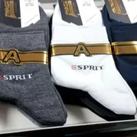 مقداری زیرپوش جوراب مردانه و زنانه و بچه گانه نو|حراج|اسلام‌شهر, زرافشان|دیوار