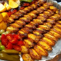 غذا فروشی با مشتری .شناخته شده واگذار میکنم