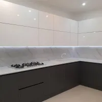 طراحی و اجرای کابینت،کمد دیواری وکلیه مصنوعات چوبی