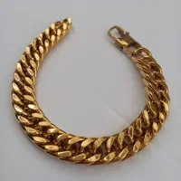 دستبند کارتیر طلایی رنگ