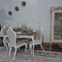 میز ناهار خوری در حد نو