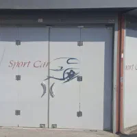 کارگر مکانیک خودرو سواری