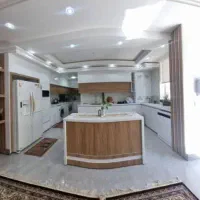 ... فروش طبقه همکف خیابان فداییان