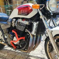 cb1300
