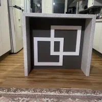 میز و جزیره