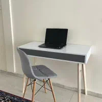 میز و صندلی