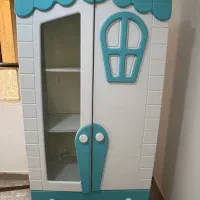 تخت کودک و کمد