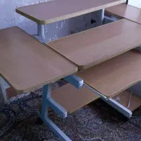 میز کامپیوتر و تحریر