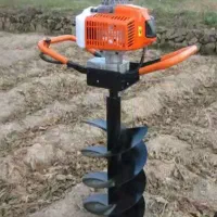 چاله کنی و کاشت نهال