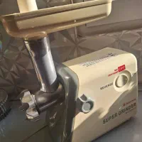 چرخ گوشت نانیوا کاملا سالم|خردکن، آسیاب، غذاساز|اسلامشهر, صادقیه|دیوار