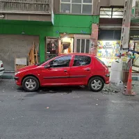 نصب تخصصی برچسب شیشه دودی