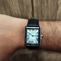 ساعت کارتیه بند چرم مشکی