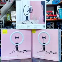 رینگ‌لایت کوچک جهان دوربین