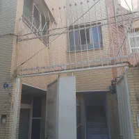 ویلایی-دوطبقه-ونیم