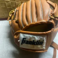 توپ کلکسیونی دستکش بیسبال توپ بیسبال راکت تنیس|ورزشهای توپی|تهران, فرمانیه|دیوار