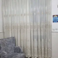 پرده پذیرایی و آشپزخانه