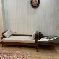 مبل ۹ نفر به همراه میز ناهار خوری ۶ نفر و نیمکت|مبلمان خانگی و میز عسلی|رشت, سعدی (تختی)|دیوار