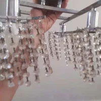 لوستر چهار شاخه، کاملا سالم، با دو لامپ سالم|لوستر و چراغ آویز|رشت, چله خانه|دیوار