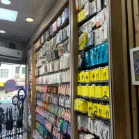 فروشنده لوازم جانبی موبایل