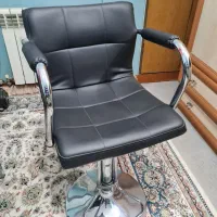 تخت مژه تاشو و صندلی اپن روکش چرم|آرایشگاه و سالنهای زیبایی|شیراز, قدوسی غربی|دیوار