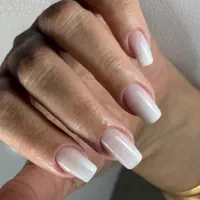 کاشت و ترمیم ناخن با ژل