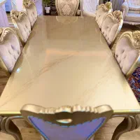میز ناهارخوری کلاسیک ۸ نفره، بسیار تمیز و شیک