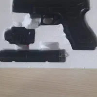 تفنگ اسباب بازی گلاگ|اسباب‌‌بازی|نشتارود, |دیوار