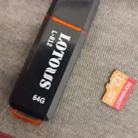 یک عدد رم۳۲ و فلش ۶۴ گیگ