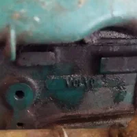 فروش یک دستگاه موتور دیزل ولو