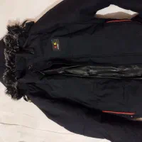 کاپشن در حد نو کلاه دار|لباس|شیراز, شهرک گلدشت حافظ|دیوار