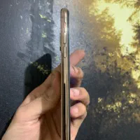 گوشی ایفن iPhone xs رنگ طلایی در حد نو|موبایل|گرمسار, |دیوار