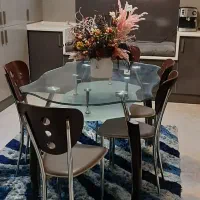 فروش فوری میز ناهارخوری