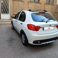 کوییک r بی رنگ