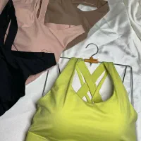 لباس زیر|لباس|رشت, سعدی (تختی)|دیوار