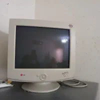 مونیتور قدیمی کامپیوتر