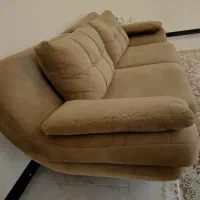 کاناپه بزرگ و ست ناهارخوری