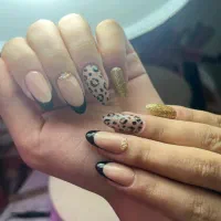 کاشت وترمیم ناخن بالاکژل 250 ( آف )