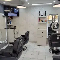 نیازمند آرایشگر با تجربه و با اخلاق هستم