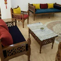 فقط نشیمن،تشک و کوسن تَختِ سنتی و مُبلِ سُنّتی