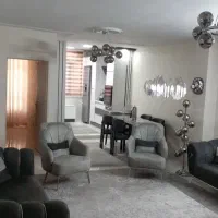 مبل نوی نوسه ماهه خریدم زیره قیمت مغازه میدم