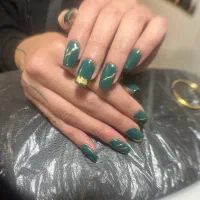 تخفیف ناخن ویژه یلدا|خدمات آرایشگری و زیبایی|شاهینشهر, خانه کارگر|دیوار