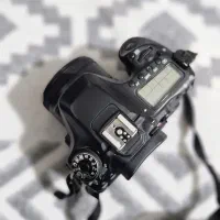 دوربین conon 80d