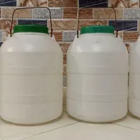 دبه